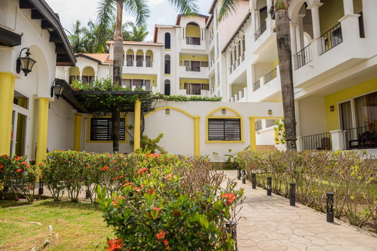 Hotel West Bay Colonial ภายนอก รูปภาพ